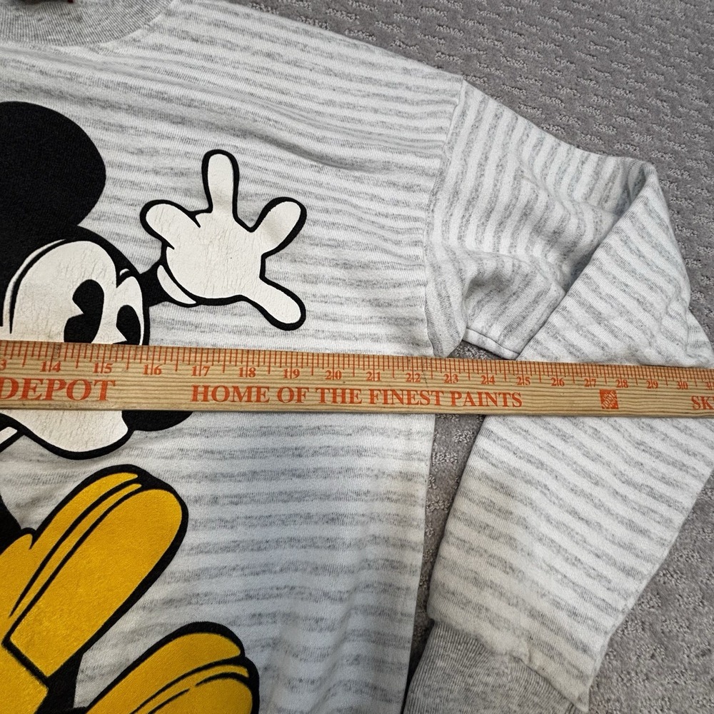 Vintage Mickey Mouse Disney Designs Woman's Crewneck Sweatshirt One Sz L - Picture 3 of 9